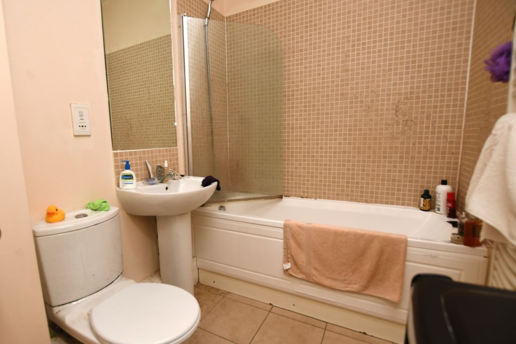 Property photo 2 of 8 Photo 2