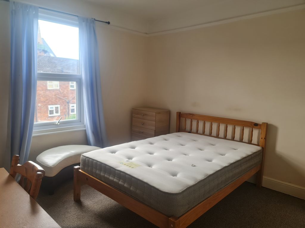 Property photo 2 of 3
