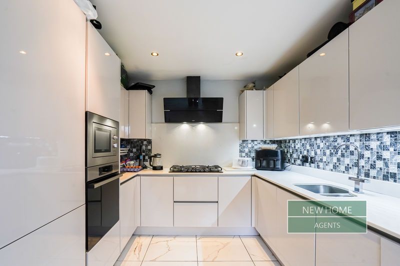 Property photo 2 of 28 Photo 26