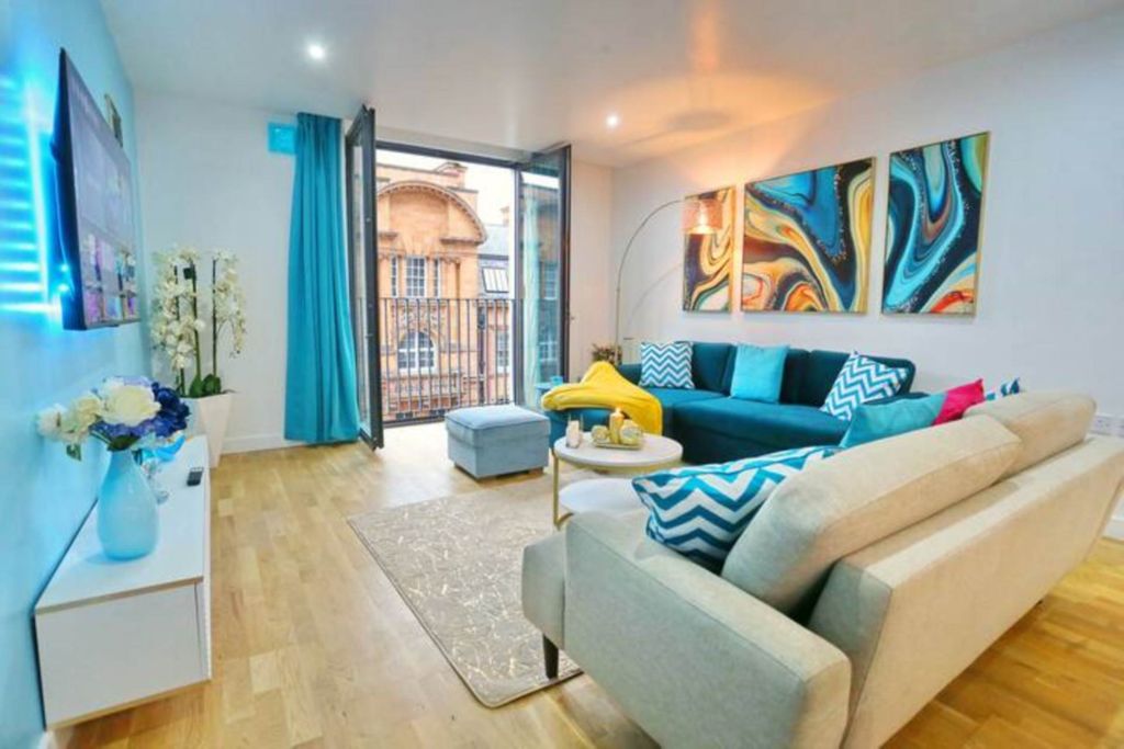 Property photo 3 of 21