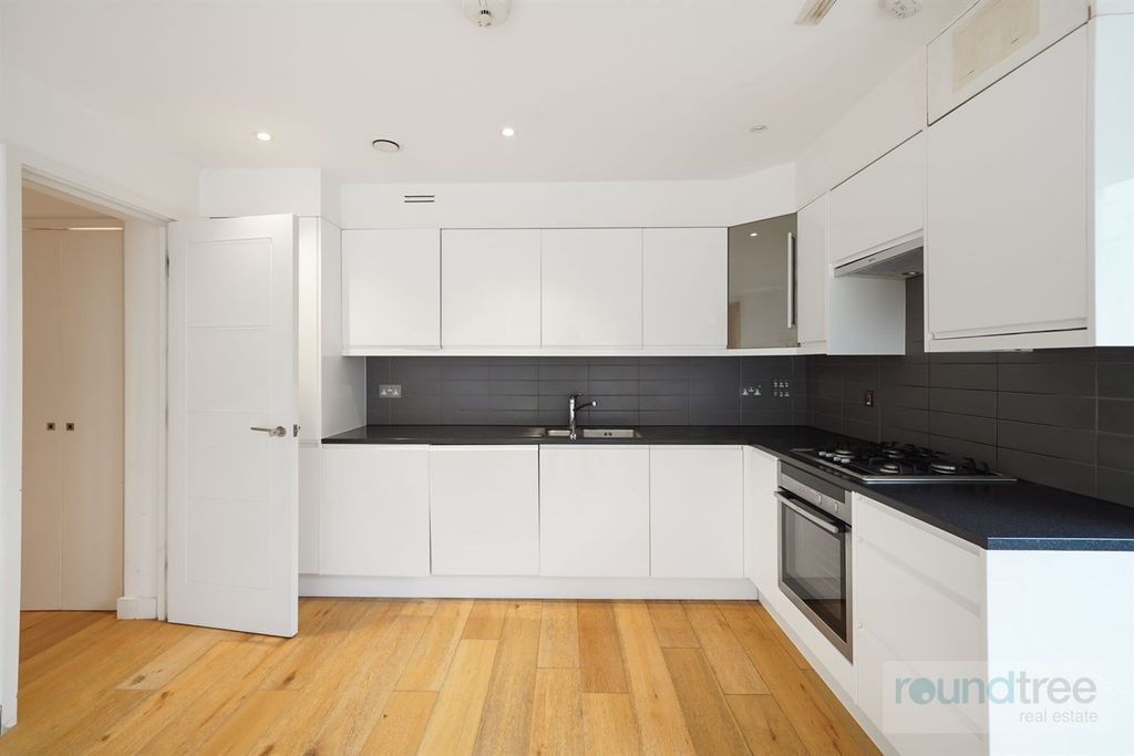 Property photo 1 of 11 (Main)