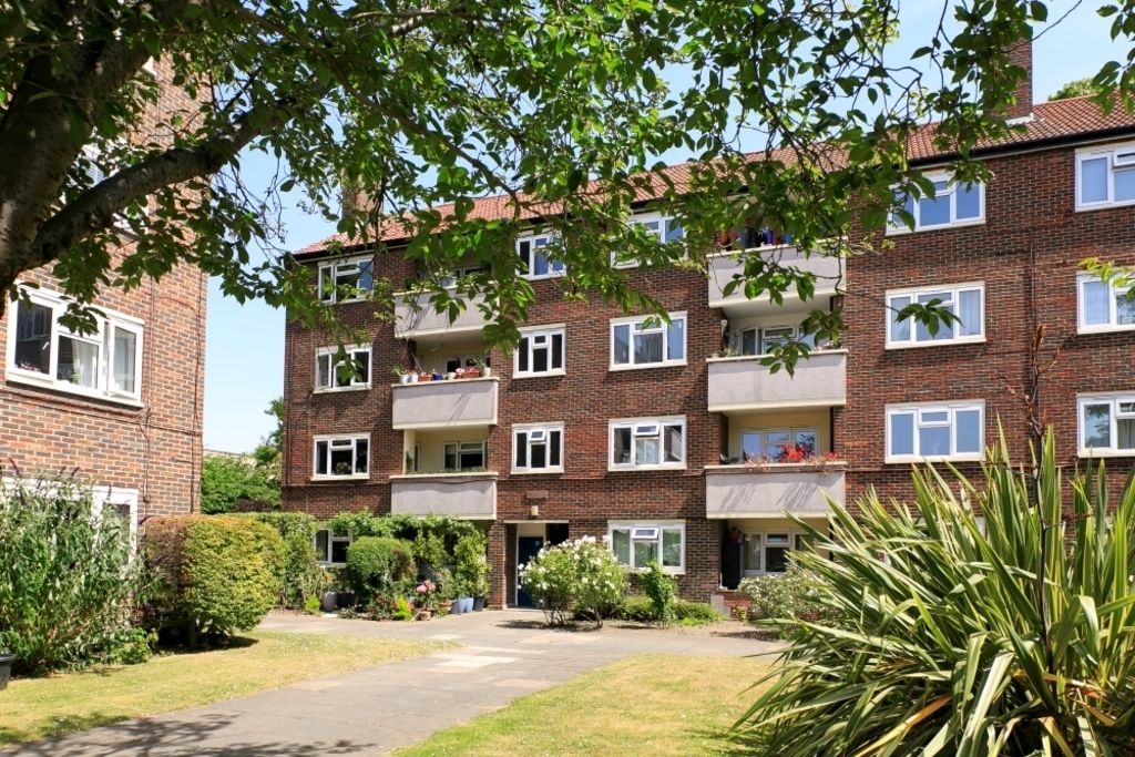 Property photo 1 of 10
