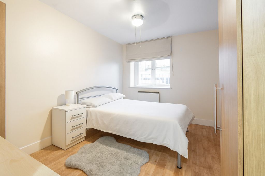 Property photo 3 of 4