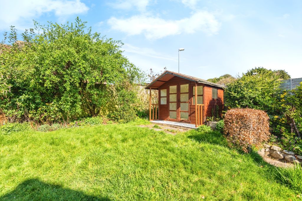 Property photo 2 of 15 Summer House