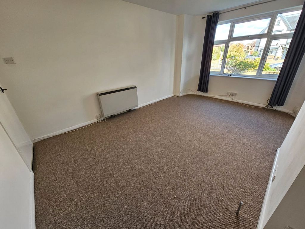 Property photo 3 of 10 Picture No. 14