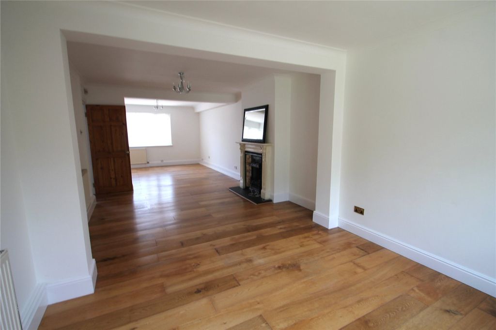 Property photo 3 of 16 Picture No. 09
