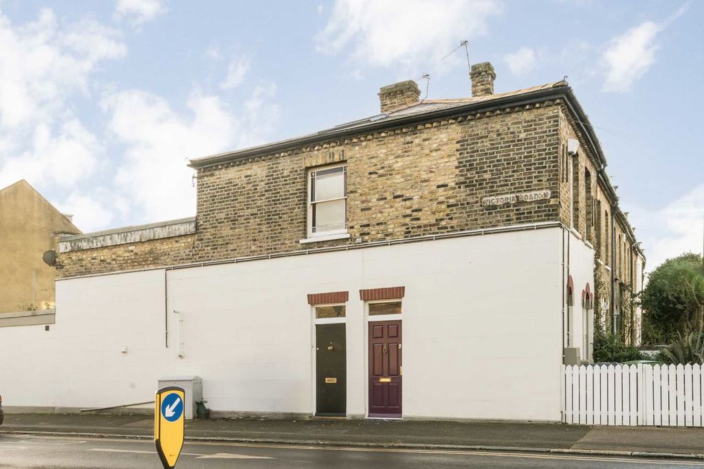 Property photo 1 of 6