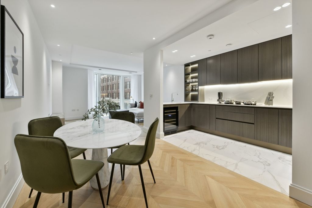 Property photo 3 of 28 1.2.2 (Apt 125), ...