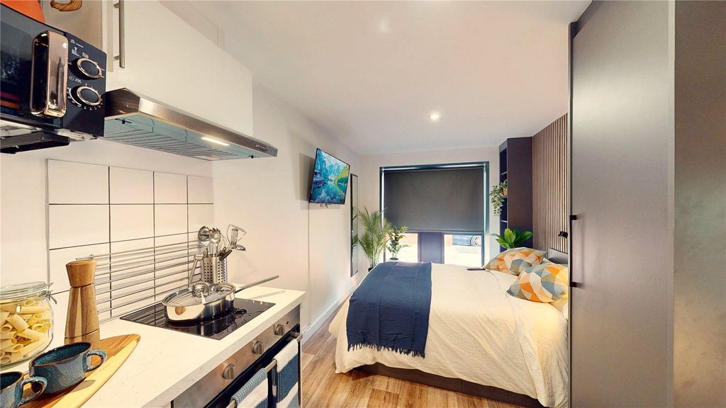 Property photo 3 of 4 Picture No. 01