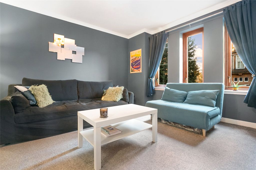 Property photo 2 of 22 Picture No. 27