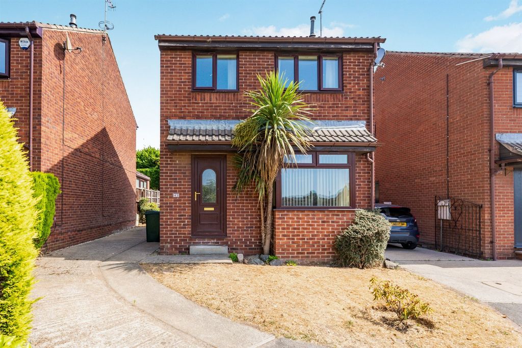 Property photo 1 of 17