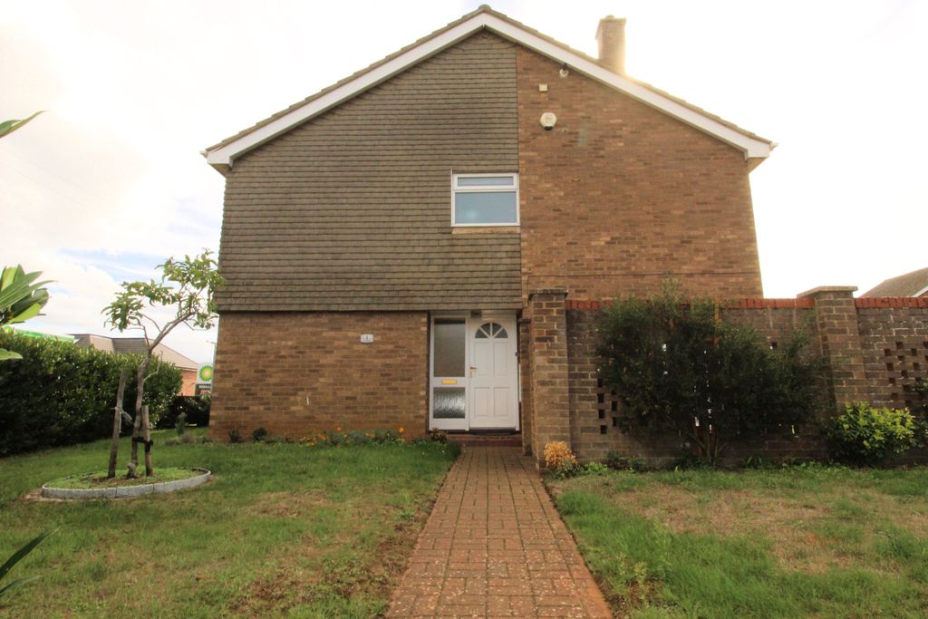 Property photo 2 of 21 Front 2