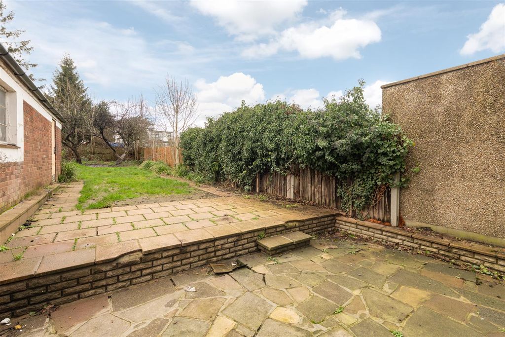 Property photo 2 of 16 Park View 14.Jpg