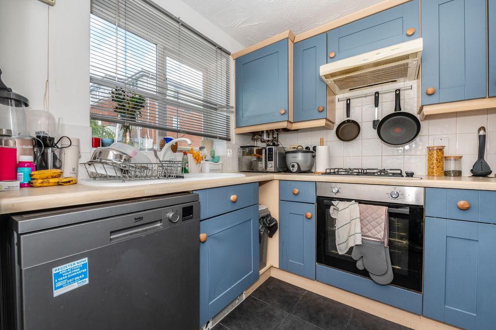 Property photo 2 of 13 E8334298555F4Fed0Ff3d66Bf3Fbea4844c4Fb85.Jpg