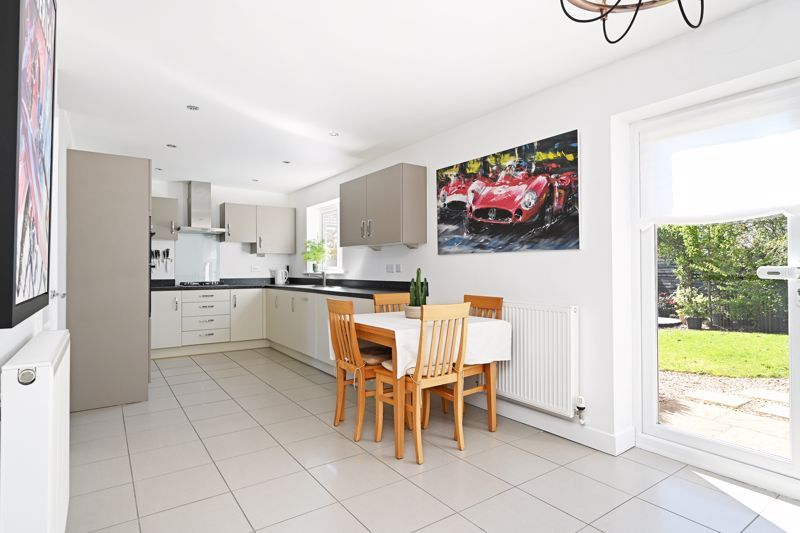 Property photo 3 of 35 Dining Kitchen