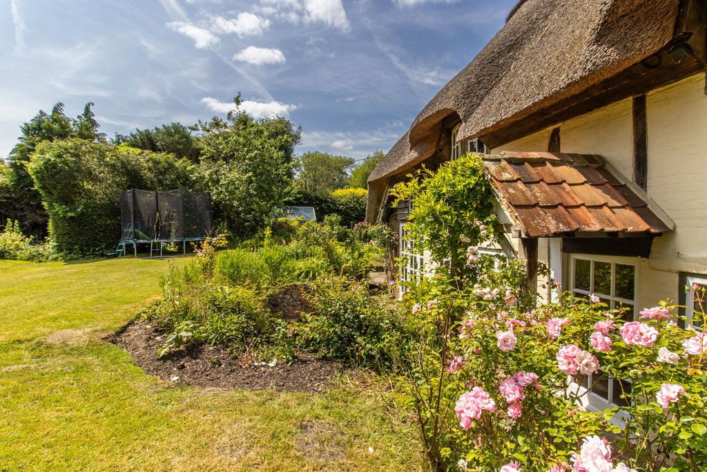 Property photo 3 of 21 Img_0147_1750237615192.Jpg