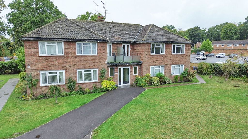 Property photo 1 of 10