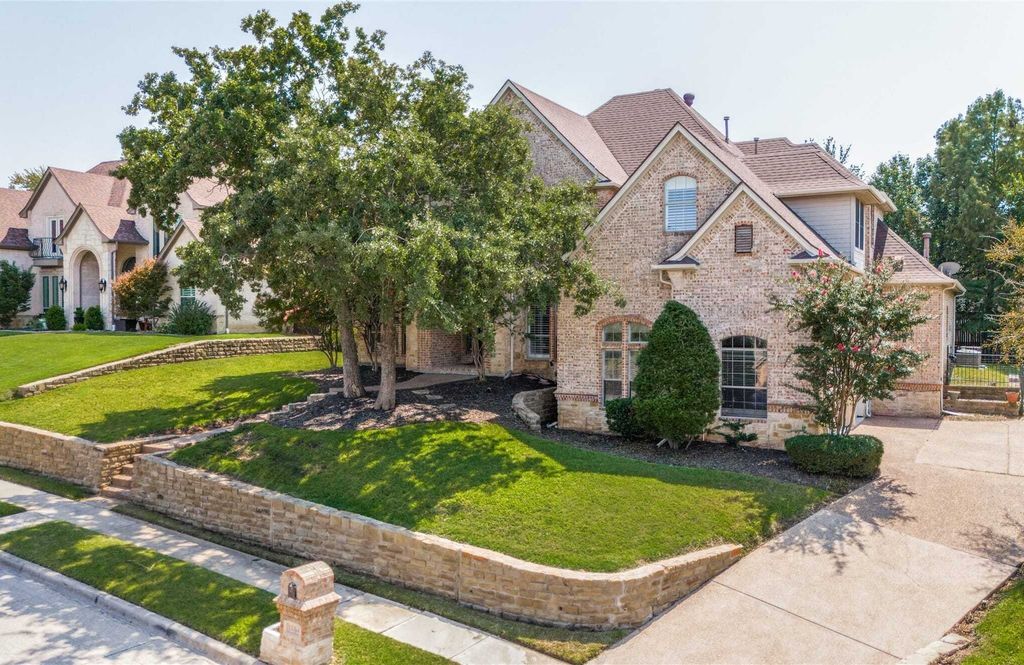 Property photo 1 of 31