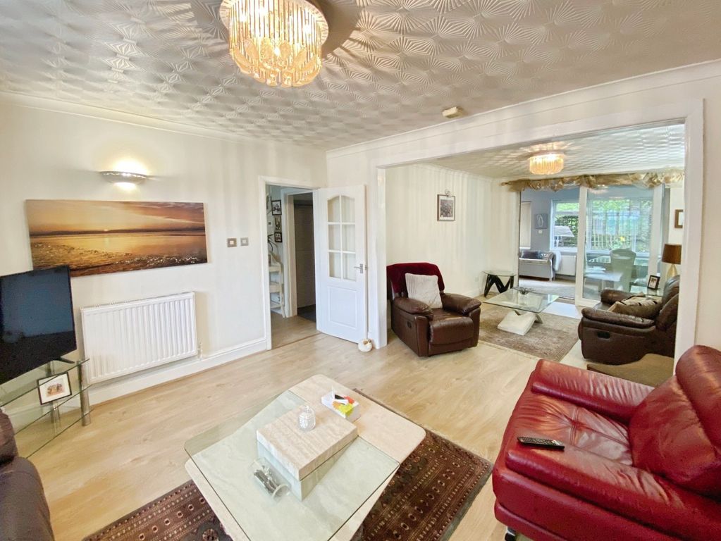 Property photo 2 of 20 Picture No. 39