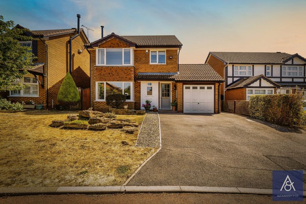 Property photo 1 of 19 Pbox-Img.Jpg