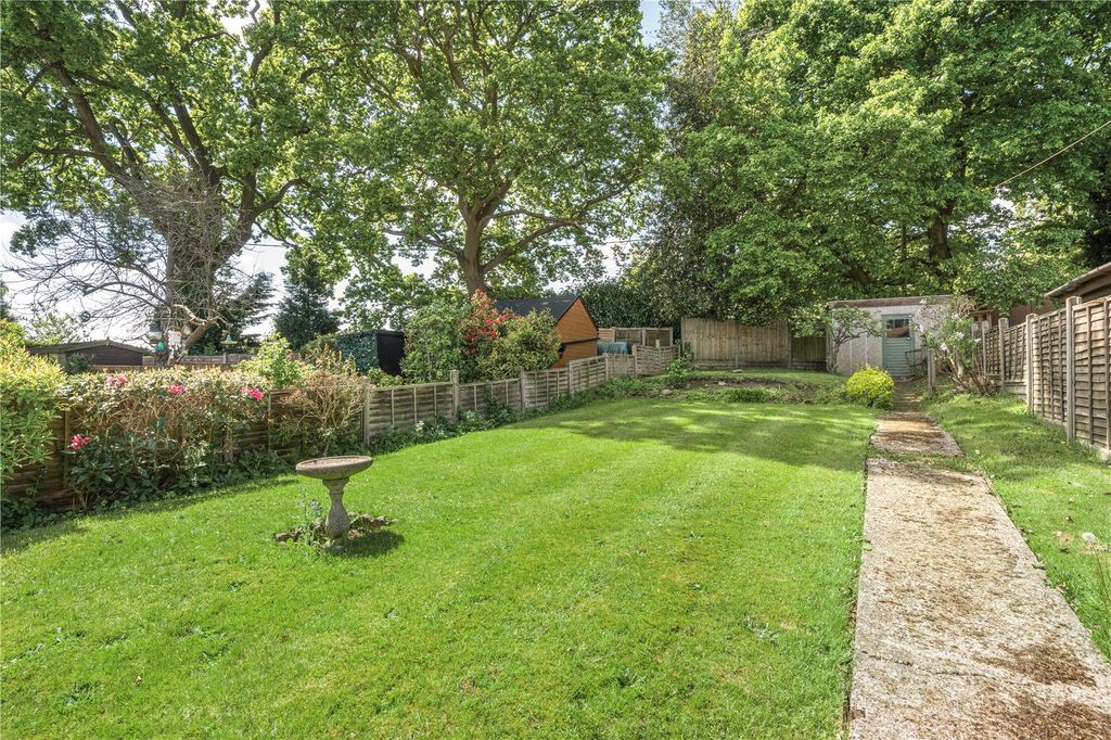 Property photo 2 of 16 Picture No. 19