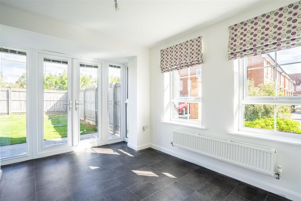 Property photo 3 of 15 15 H-7.Jpg