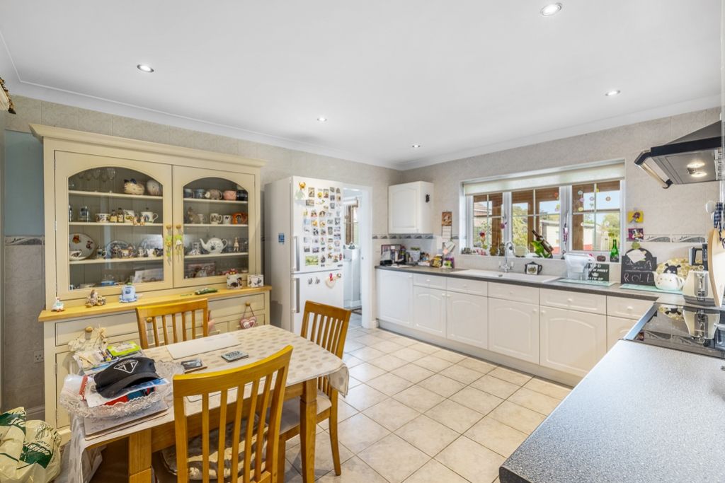 Property photo 3 of 25 Edgefield (Wrangle)-17