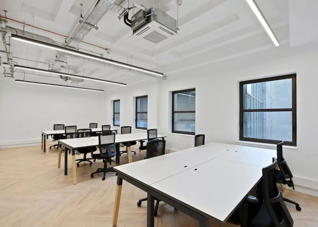 Property photo 3 of 6