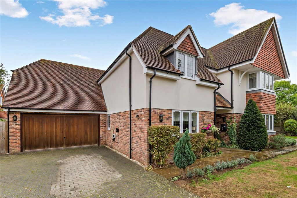 Property photo 1 of 33 Picture No. 01