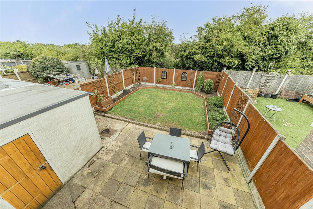 Property photo 3 of 23 Windermere Avenue Ramsgate, 3 Bed Semi Detached Ho