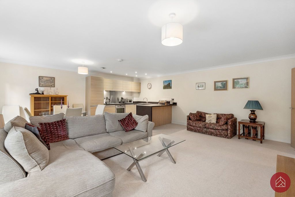 Additional image 8 of 2 bed flat for saleWalton Well Road, Oxford City OX2