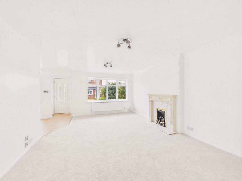 Property photo 2 of 19 5385664