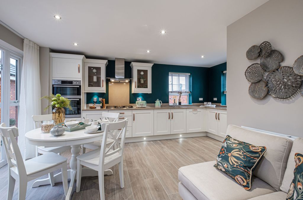Property photo 3 of 10 Interior View Of The Kitchen &amp; Dining In Our 4 Bed Alnmouth