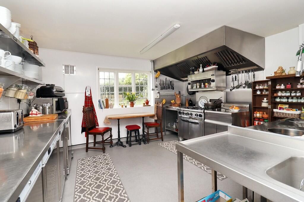 Property photo 2 of 45