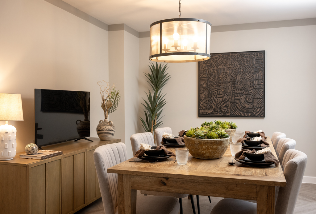 Property photo 2 of 11 Trentham-Dining