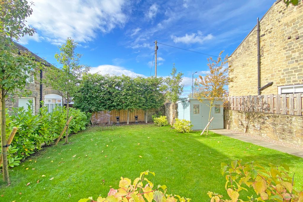 Property photo 3 of 18