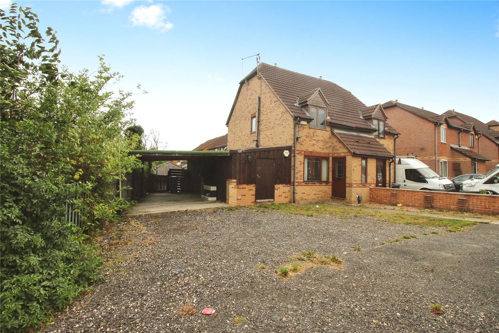 Property photo 1 of 12 Front