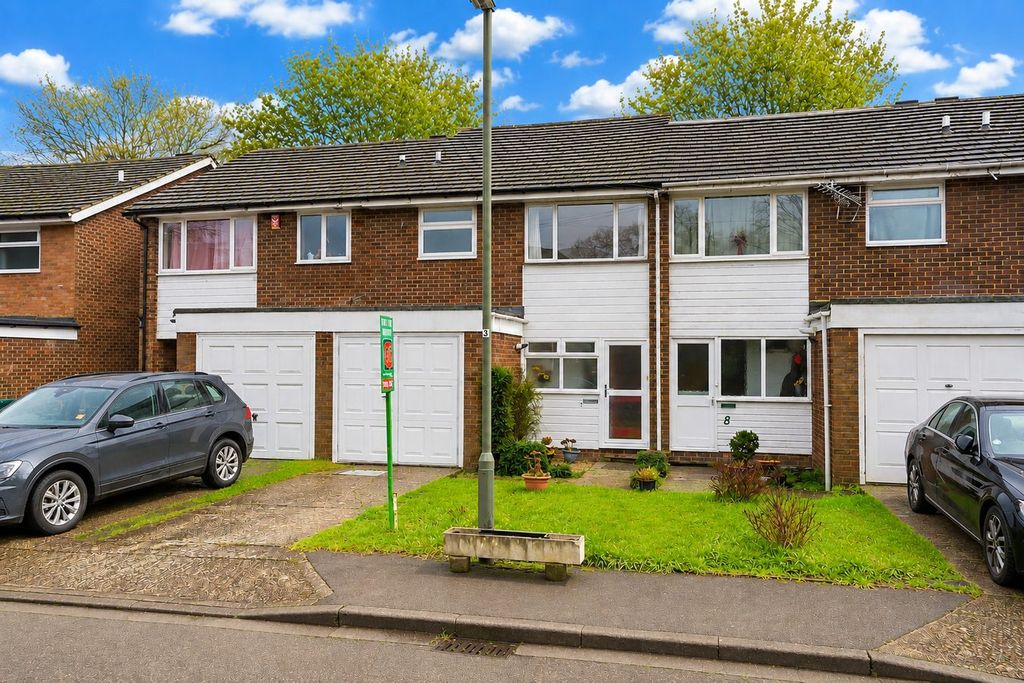 Property photo 1 of 11