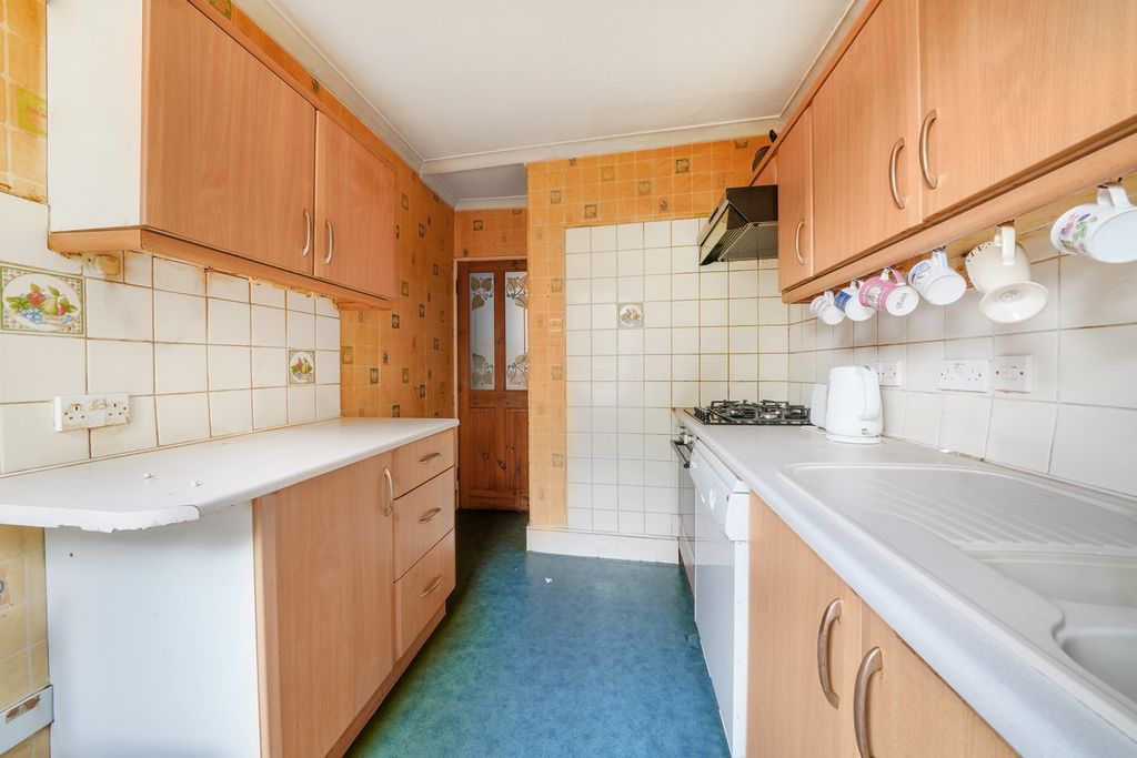 Property photo 2 of 9