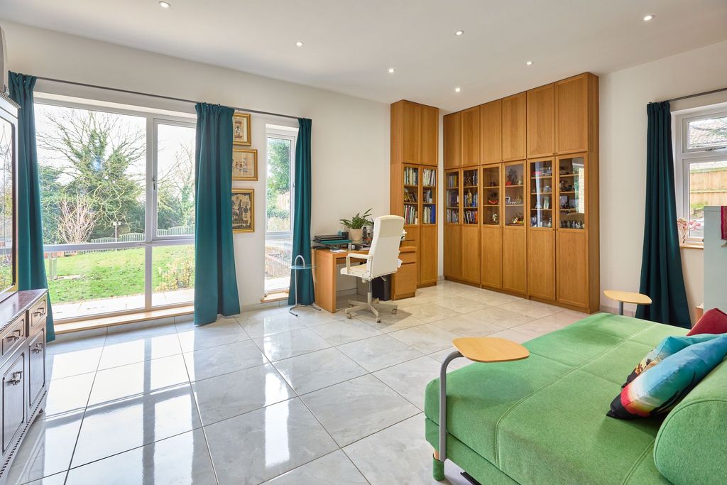 Additional image 17 of 8 bed detached house for saleCragtops, Kirk Smeaton WF8