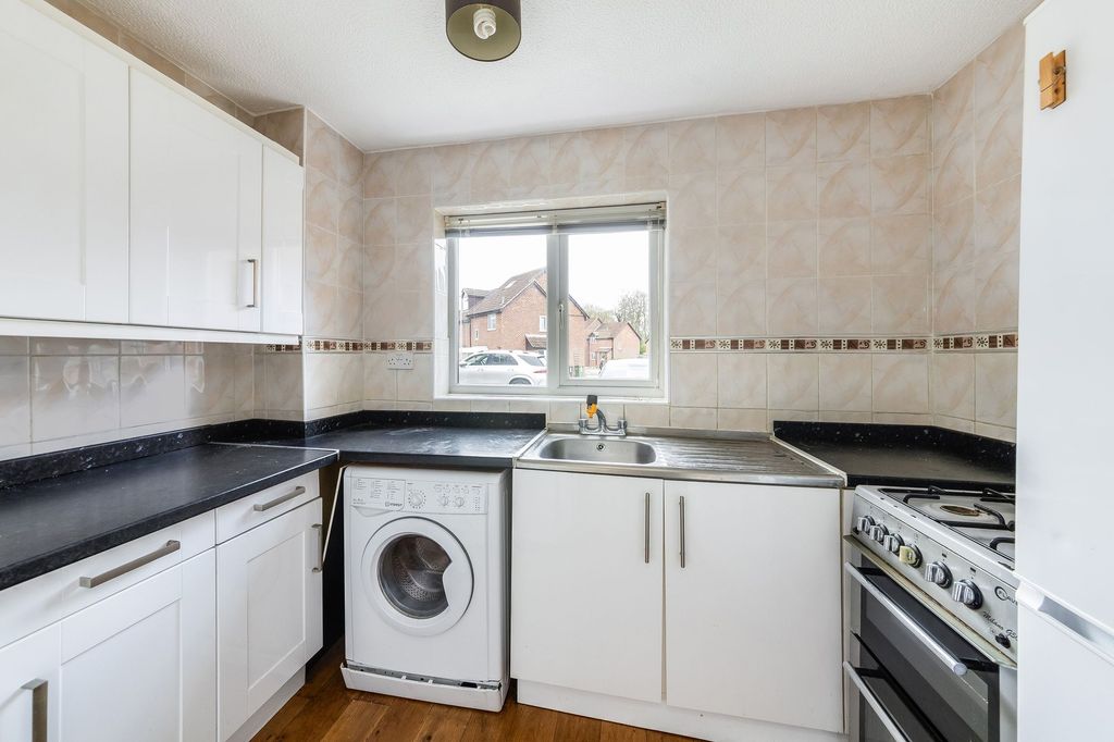 Property photo 3 of 18