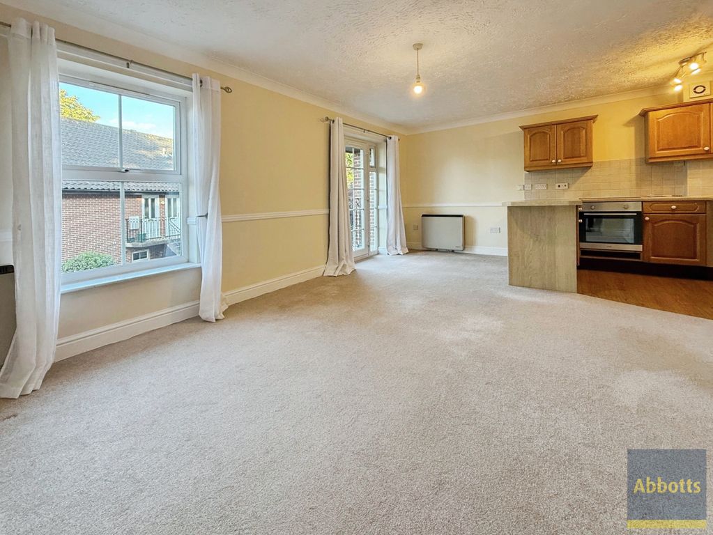 Property photo 2 of 9