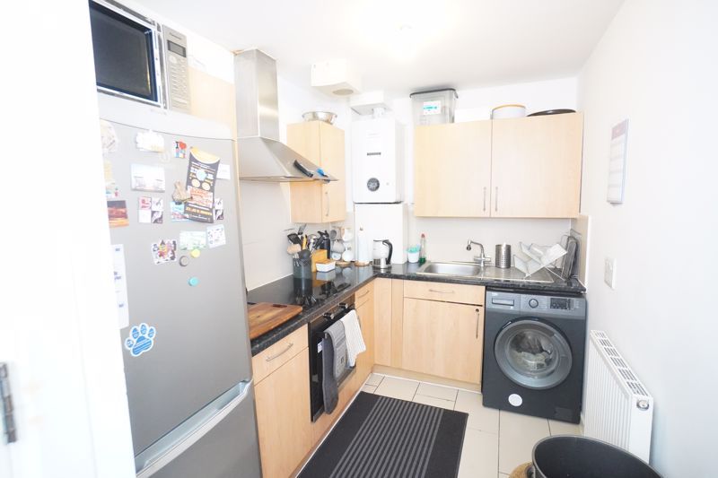 Property photo 3 of 10 Photo 6