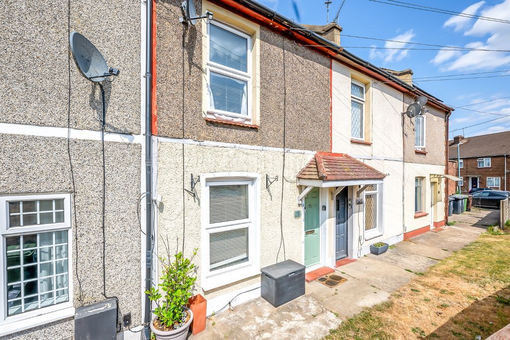 Property photo 1 of 13 5259080