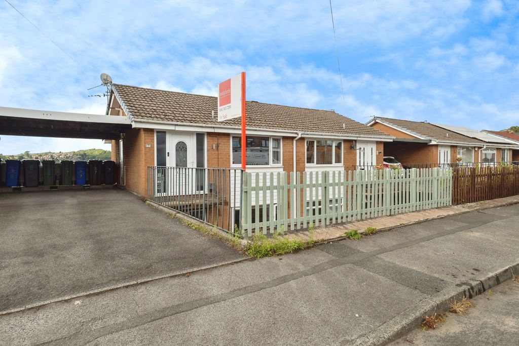 Property photo 1 of 16 External