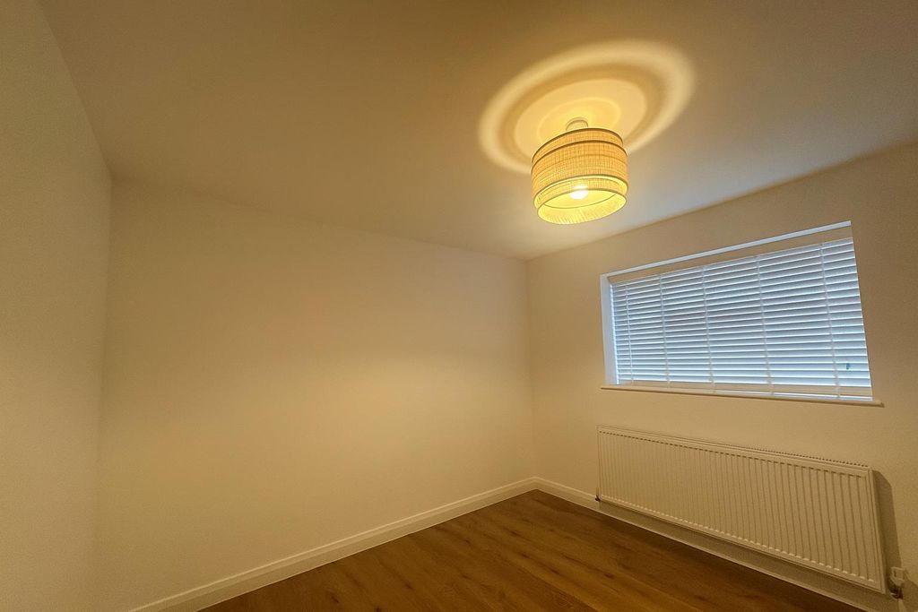 Property photo 3 of 5 Image