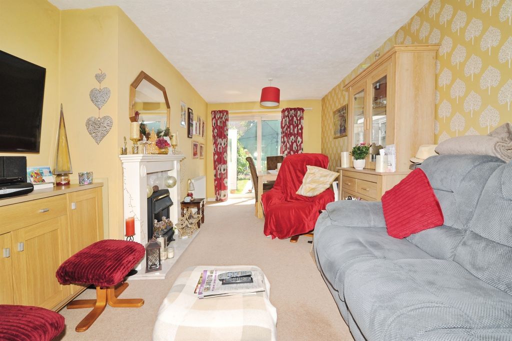 Property photo 2 of 15