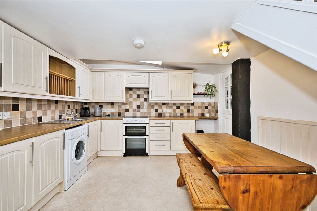 Property photo 3 of 18 Picture No. 26