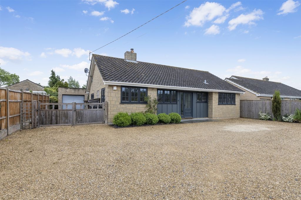 Property photo 1 of 21 Photo 5