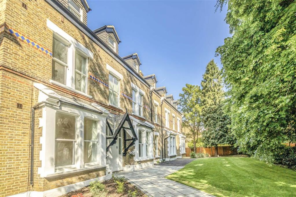 Property photo 1 of 2